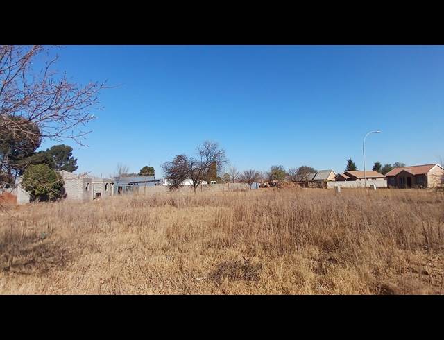 998M² VACANT LAND FOR SALE IN RIVERSDALE